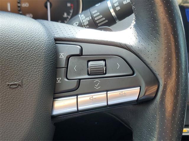 used 2023 Cadillac XT4 car, priced at $25,900