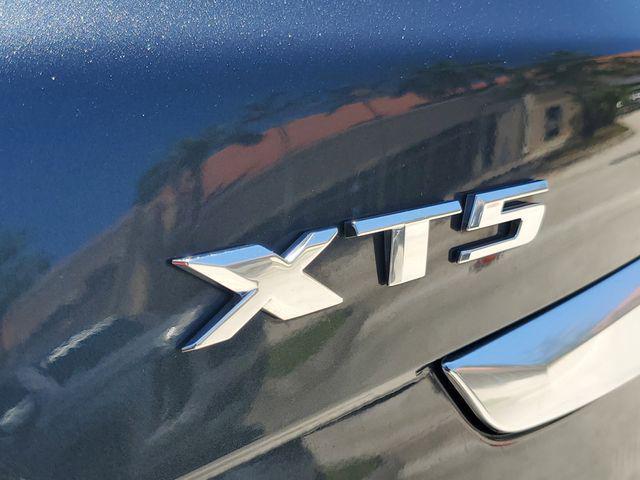 used 2019 Cadillac XT5 car, priced at $19,195