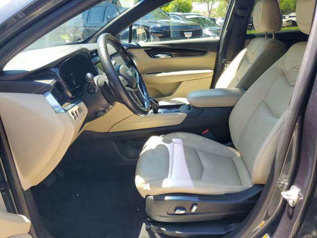 used 2019 Cadillac XT5 car, priced at $19,195