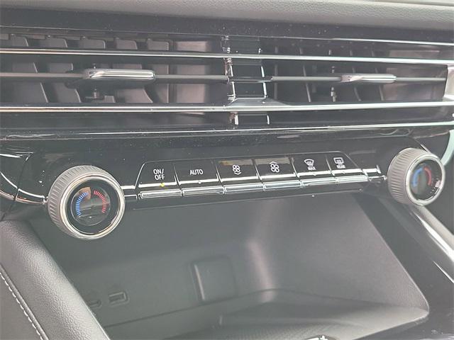 new 2026 Chevrolet Traverse car, priced at $42,143