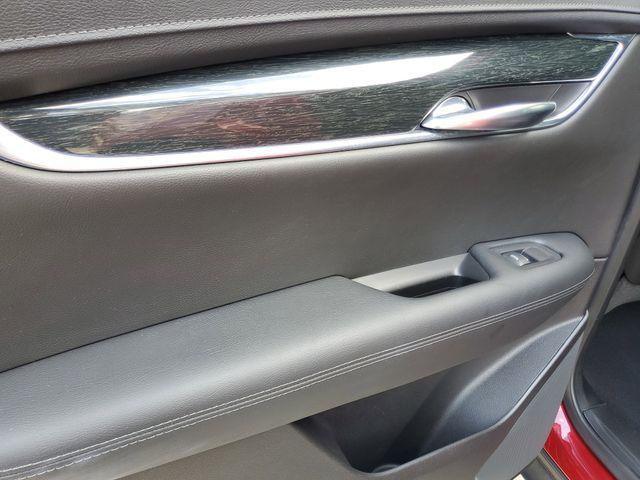 used 2020 Cadillac XT5 car, priced at $22,999