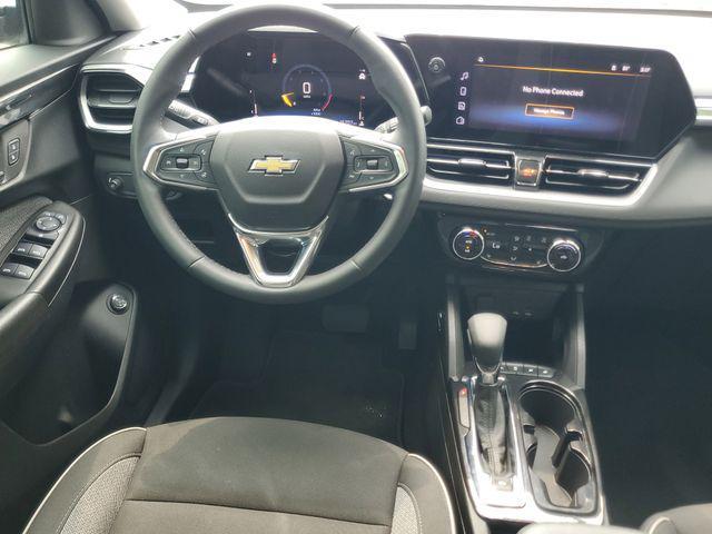 used 2024 Chevrolet TrailBlazer car, priced at $23,586