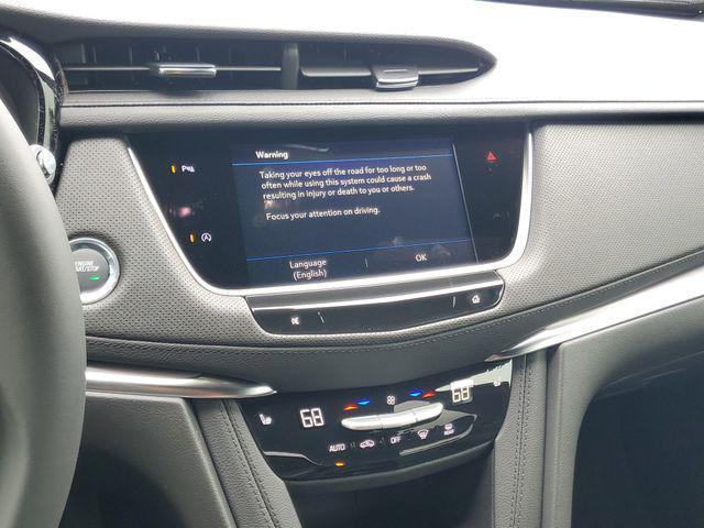 new 2026 Cadillac XT5 car, priced at $47,019