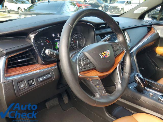 used 2024 Cadillac XT5 car, priced at $36,327