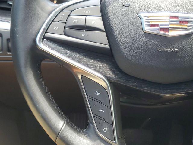used 2024 Cadillac XT5 car, priced at $36,721
