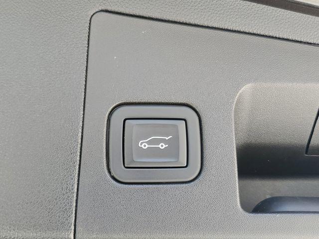 used 2024 Cadillac XT5 car, priced at $36,721