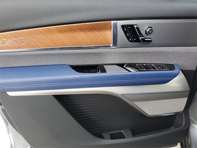 new 2026 Cadillac VISTIQ car, priced at $87,590