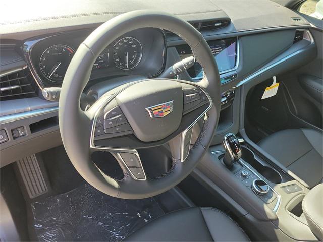 new 2026 Cadillac XT5 car, priced at $47,214