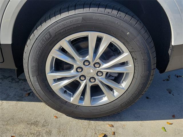 new 2026 Cadillac XT5 car, priced at $47,214