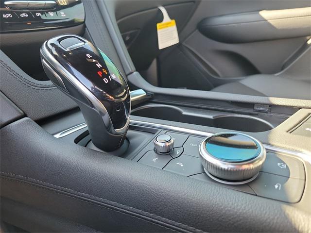 new 2026 Cadillac XT5 car, priced at $47,214