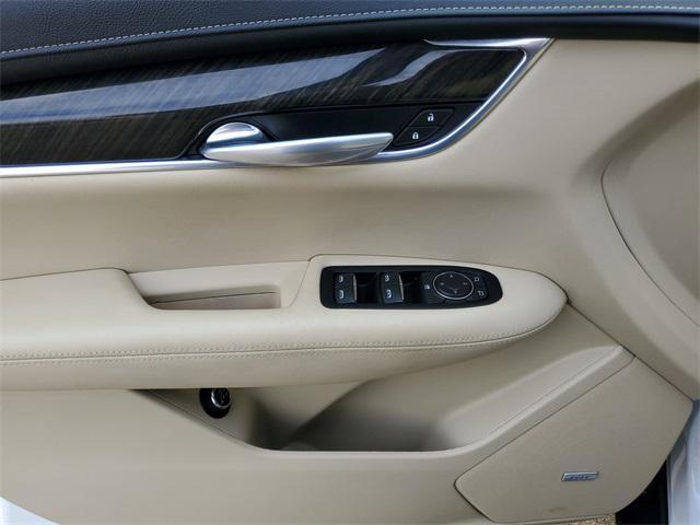 used 2018 Cadillac XT5 car, priced at $18,600