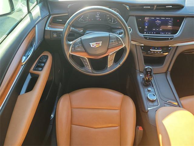 used 2023 Cadillac XT5 car, priced at $30,750
