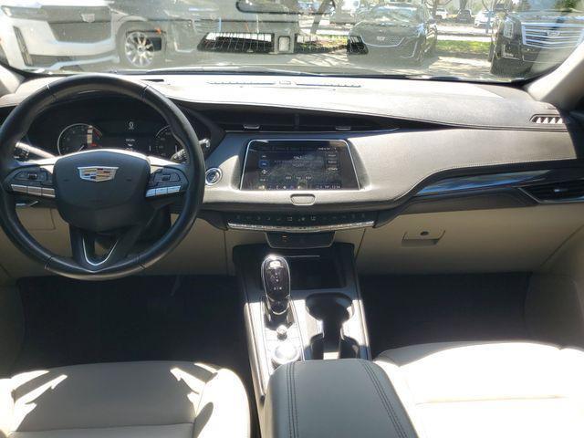 used 2023 Cadillac XT4 car, priced at $25,838