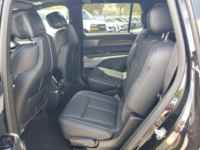 new 2026 Cadillac VISTIQ car, priced at $82,214