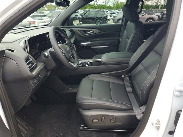 new 2026 Chevrolet Traverse car, priced at $45,989