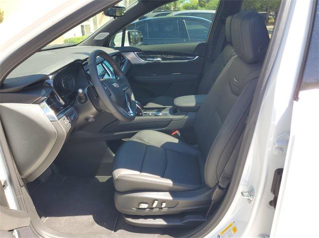 new 2025 Cadillac XT6 car, priced at $60,715