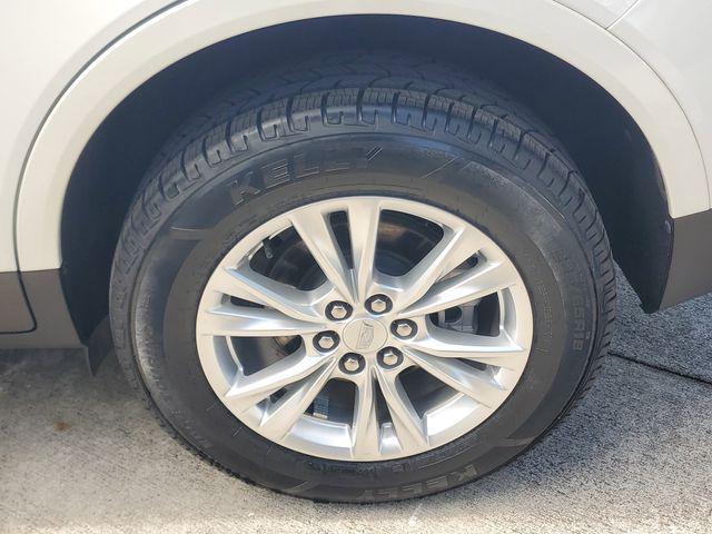 used 2023 Cadillac XT5 car, priced at $27,450