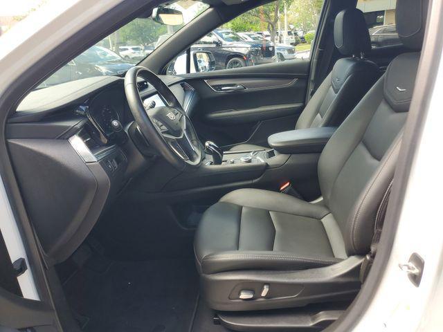 used 2023 Cadillac XT5 car, priced at $27,450