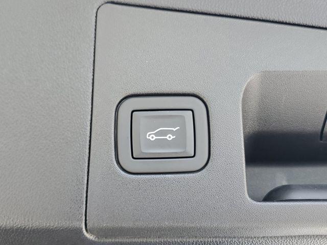 used 2023 Cadillac XT5 car, priced at $27,450