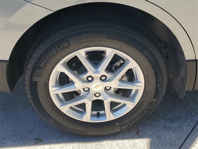 used 2023 Chevrolet Equinox car, priced at $18,669