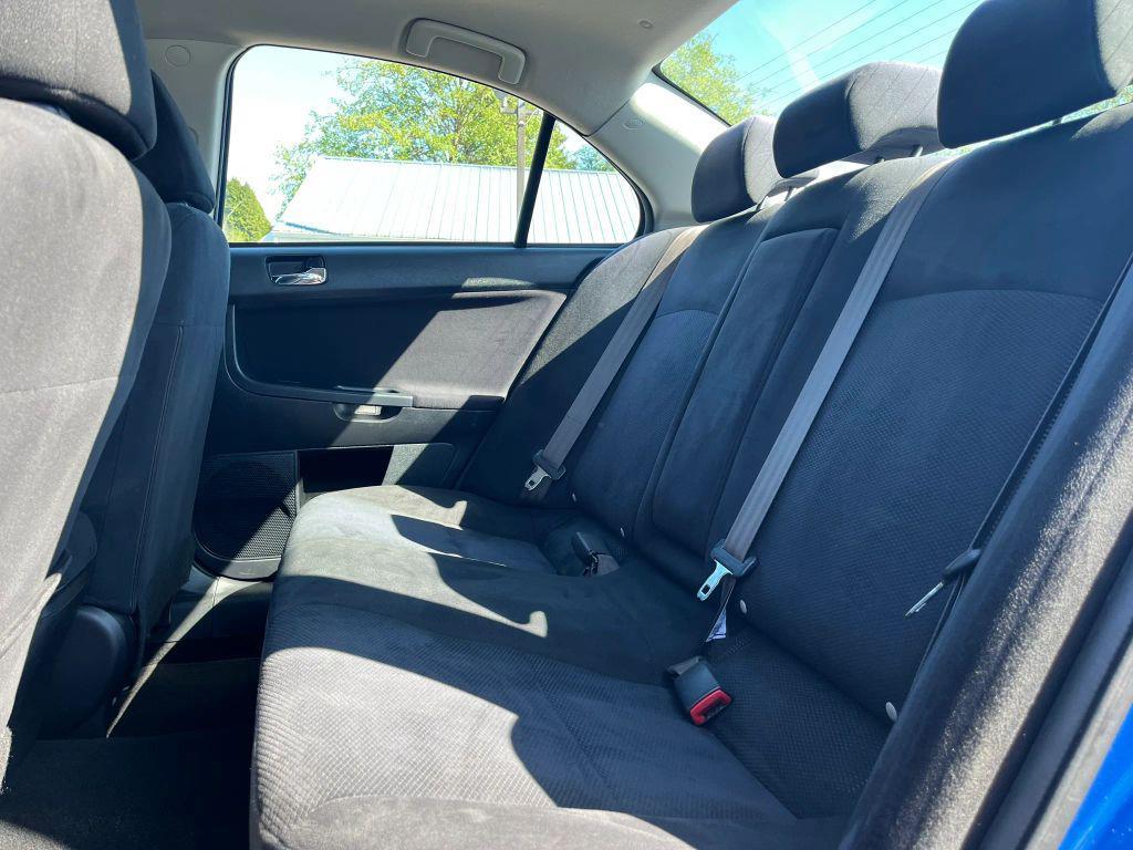 used 2011 Mitsubishi Lancer car
