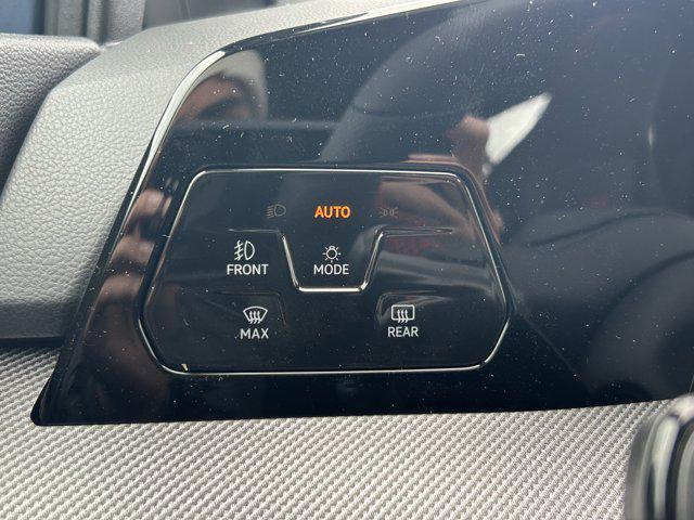 new 2026 Volkswagen Golf GTI car, priced at $39,755