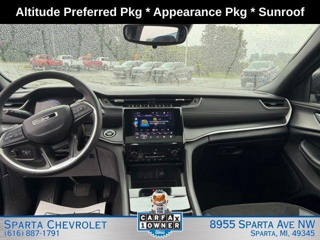 used 2024 Jeep Grand Cherokee car, priced at $33,275