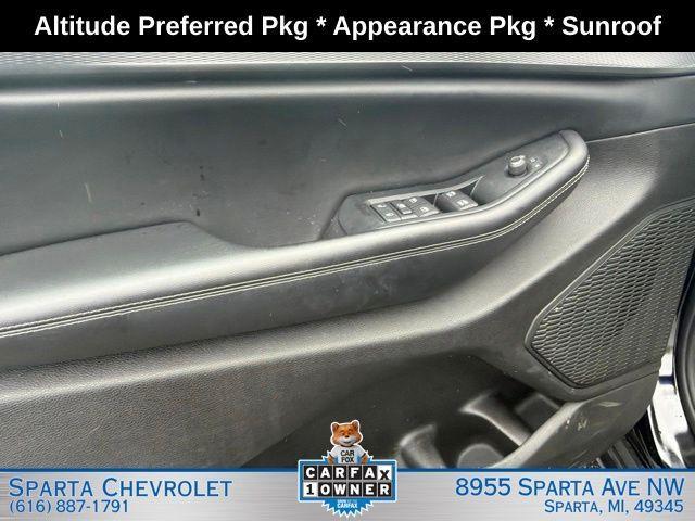 used 2024 Jeep Grand Cherokee car, priced at $33,275