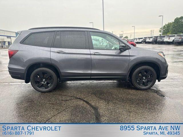 used 2022 Honda Pilot car, priced at $30,275