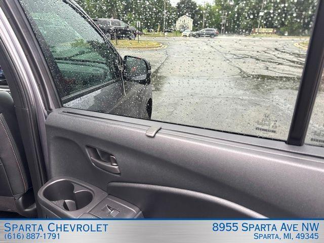 used 2022 Honda Pilot car, priced at $30,275
