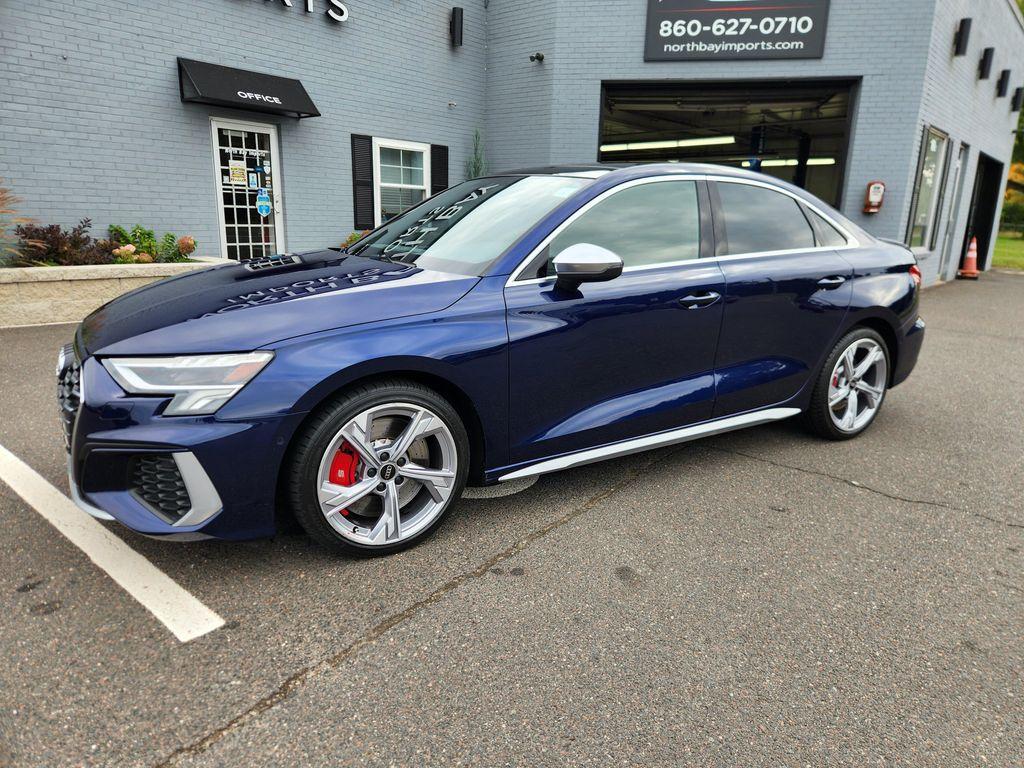 Audi S3 view 3