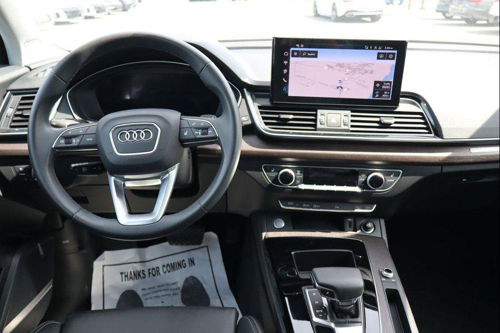 used 2025 Audi Q5 car