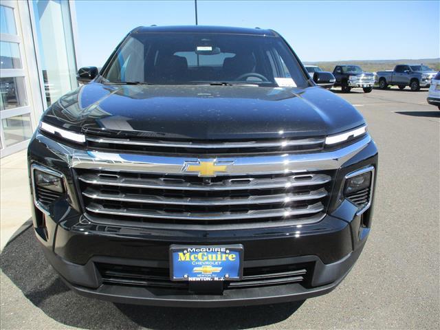 new 2026 Chevrolet Traverse car, priced at $46,445