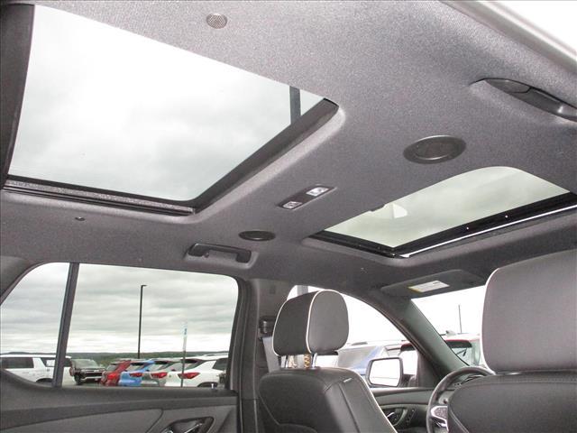 used 2023 Chevrolet Traverse car, priced at $36,495