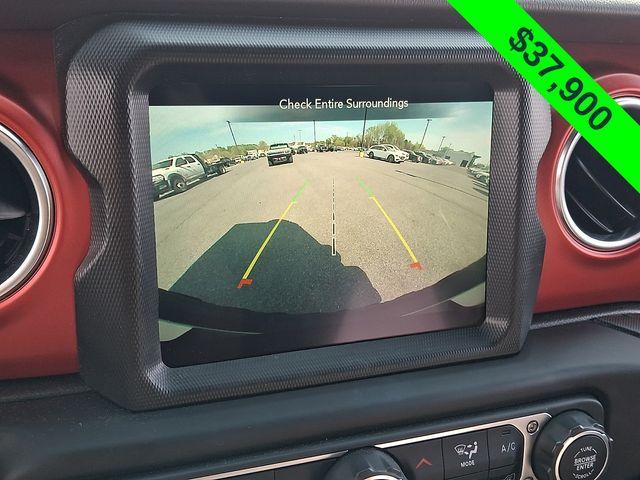used 2022 Jeep Wrangler Unlimited car, priced at $38,699