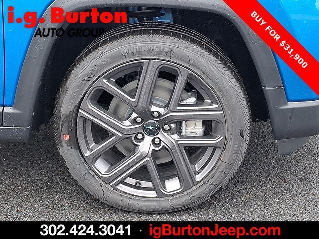 new 2026 Jeep Compass car, priced at $31,900