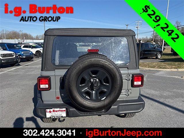 used 2021 Jeep Wrangler Unlimited car, priced at $29,242