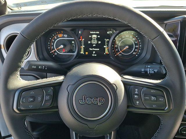 new 2026 Jeep Wrangler car, priced at $43,785