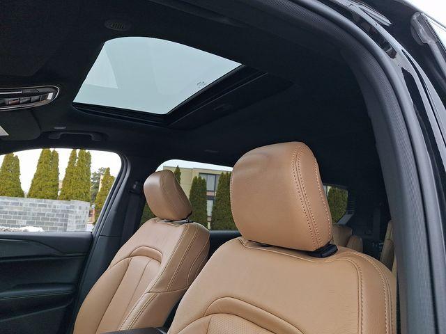 used 2025 Jeep Grand Cherokee L car