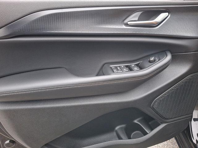 used 2025 Jeep Grand Cherokee L car