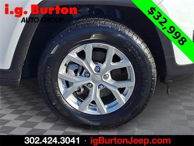 used 2023 Jeep Grand Cherokee car, priced at $31,715