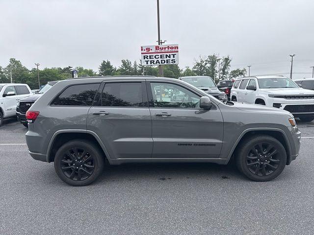 used 2020 Jeep Grand Cherokee car, priced at $22,794