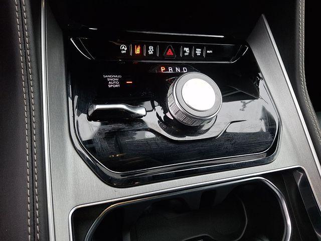 new 2026 Jeep Grand Wagoneer car, priced at $70,325