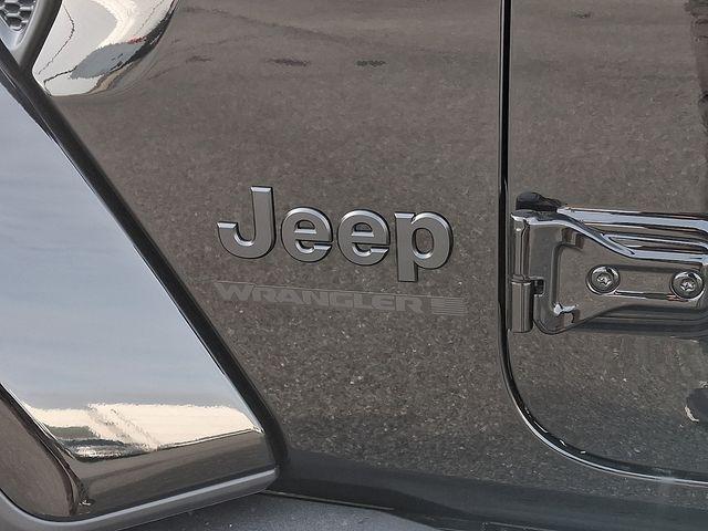 new 2026 Jeep Wrangler car, priced at $53,171