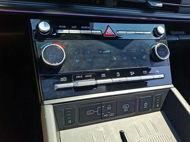 used 2025 Hyundai Santa Fe car, priced at $40,789