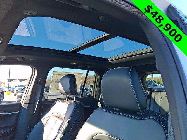 new 2025 Jeep Grand Cherokee car, priced at $47,722