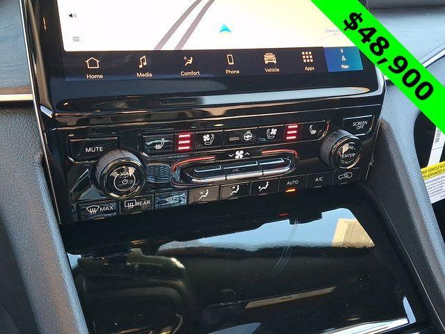 new 2025 Jeep Grand Cherokee car, priced at $47,722