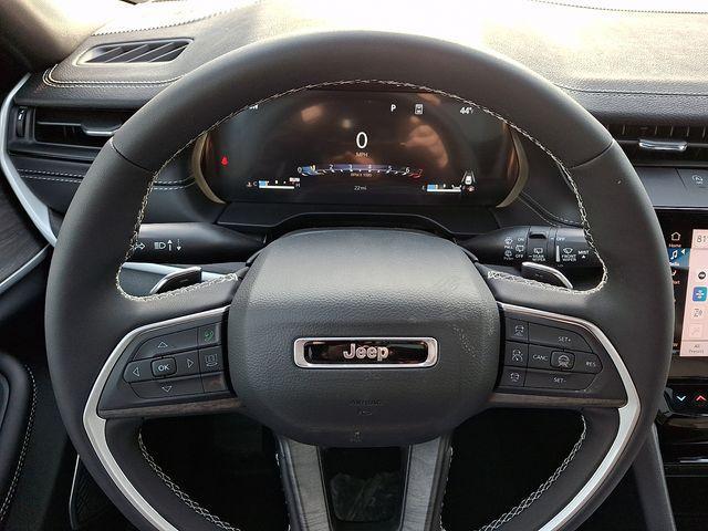 new 2026 Jeep Grand Cherokee car, priced at $48,985