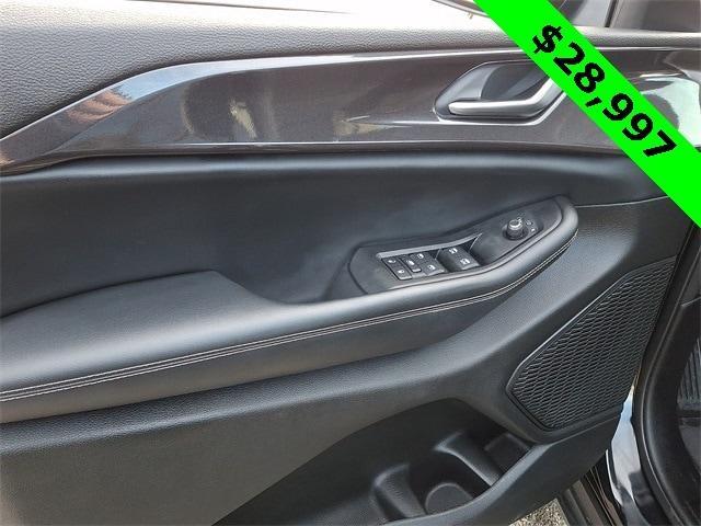 used 2023 Jeep Grand Cherokee car, priced at $28,997