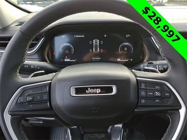 used 2023 Jeep Grand Cherokee car, priced at $28,997
